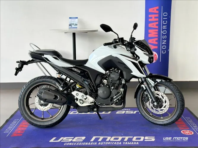 YAMAHA FAZER FZ25 CONNECTED ABS