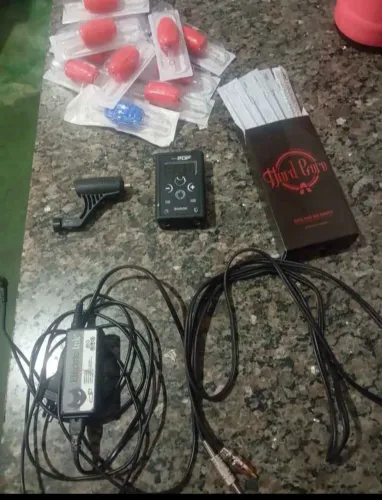 Kit tatuagem( tattoo) vendo ou troco.