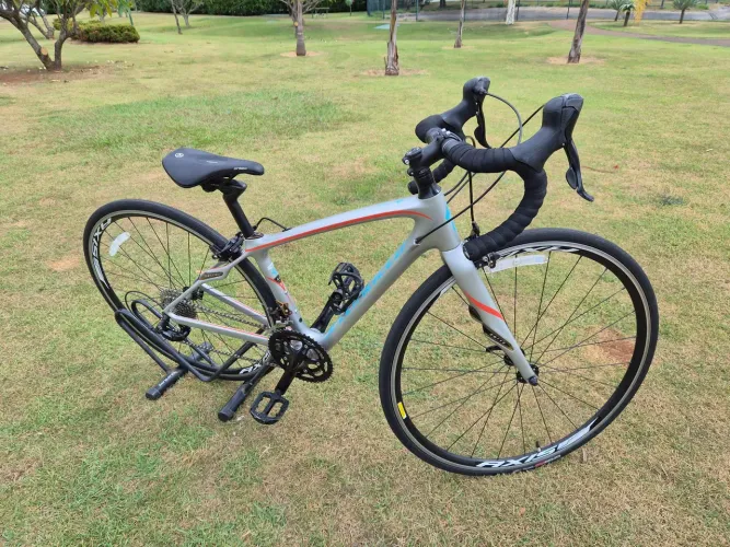 Specialized Ruby Carbon 44cm - Carbono - Shimano Sora - Excelente Estado
