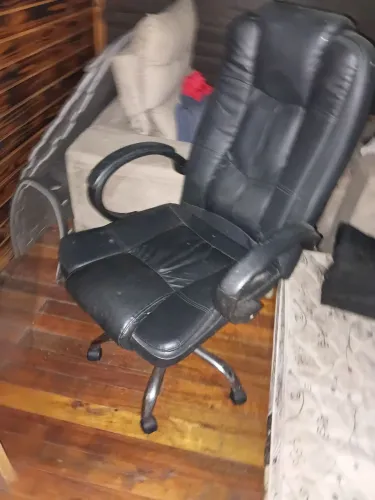 Vendo cadeira de escritorio