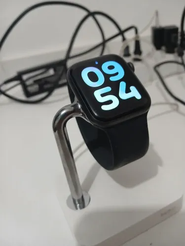 Apple Watch Series 7 41mm + Brindes