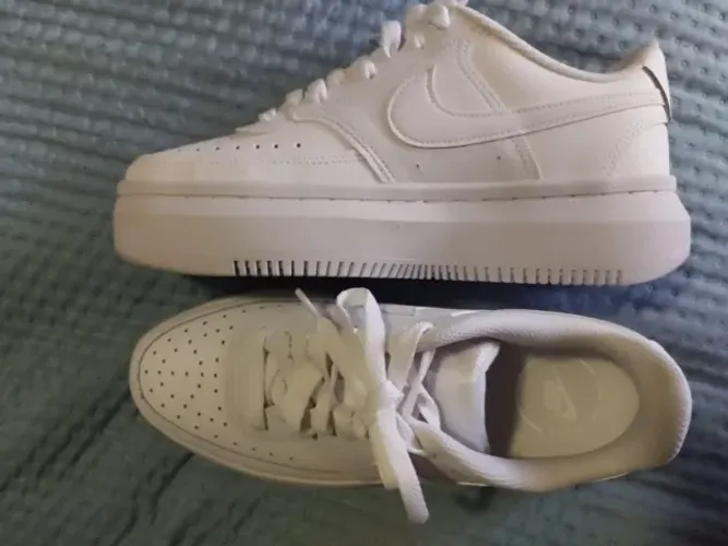 Tênis Nike Court Vision Alta Feminino