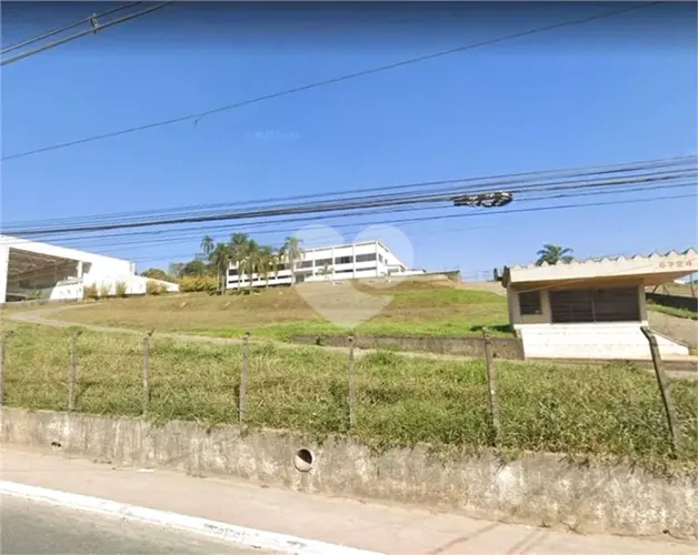 Galpão à venda em Jardim pérola i - SP