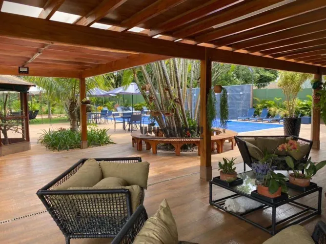 Chácara com 6 dormitórios à venda, 5000 m² por R$ 3.500.000,00 - Condomínio Chácaras Carol