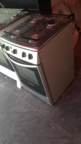 Fogão 4 bocas perfeito estado funciona perfeitamente electrico
