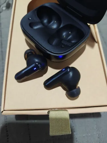 Fone JBL live beam 3