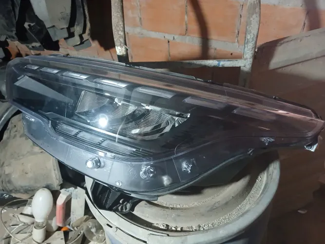 Farol lado esquerd do FIAT cronos 2026