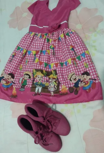 Vestido Tam 7/8 e Bota Tam 32/33