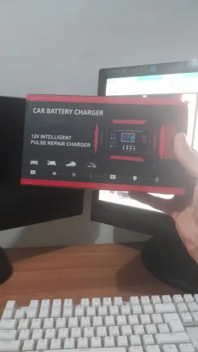 Carregador Automotivo Portátil