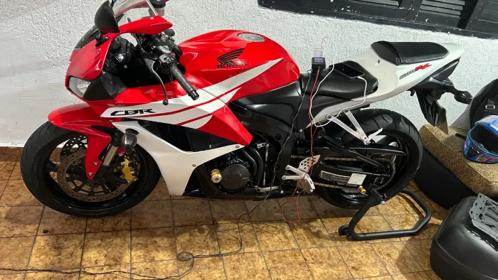 CBR 600 RR Baixo KM 30 I MIL KM 