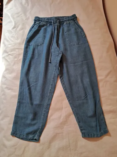 Calça Mom tecido gostoso