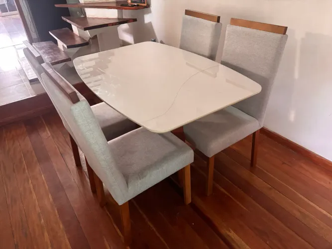 Mesa tampo de vidro