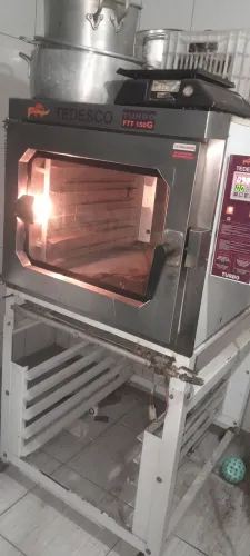 Maquinaria para Panificadora/Fábrica de Salgados com forno, masseira, cilindro e formas...