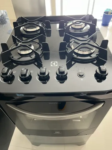 Fogão Electrolux mesa vidro 4 bocas 52LSV