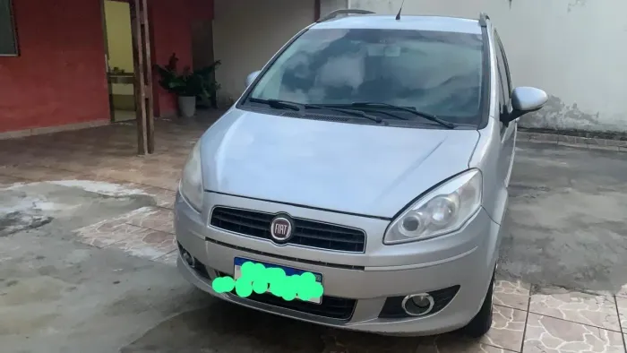 Fiat Idea Attractive 1.4 Fire Flex 8V 5P 2011