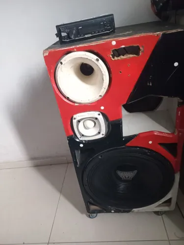 Som automotivo