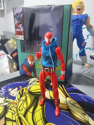 Aranha Escarlate da CT Toys