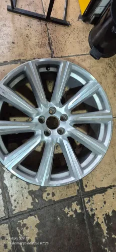 Roda aro 20 Volvo