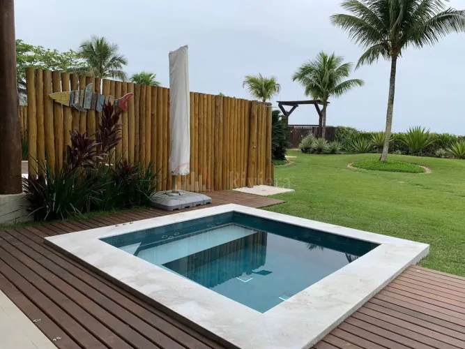 Casa para Locação Temporada na Praia de Barra do Una em Condominio Pé na Areia