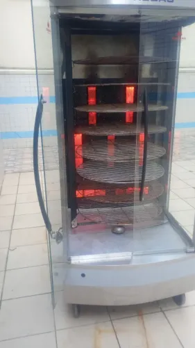 Máquina Assar Frango e carnes 