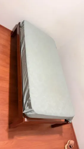 Cama solteiro com colchão 