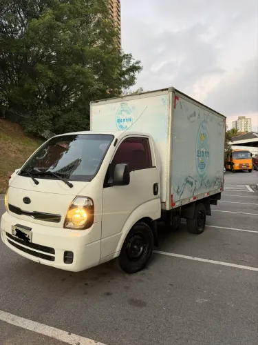 Kia Motors Bongo K-2500 2.5 4X2 TB Diesel 2013