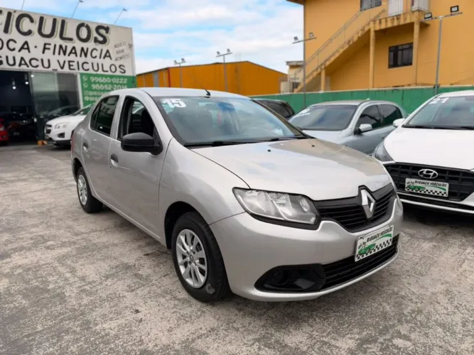Renault Logan Authentique Hi-flex 1.0 16V 4P 2015