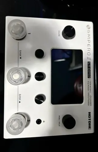 Ampero 2 Stomp + Guitarra Ibanez Jem