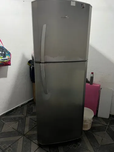 Geladeira Cinza