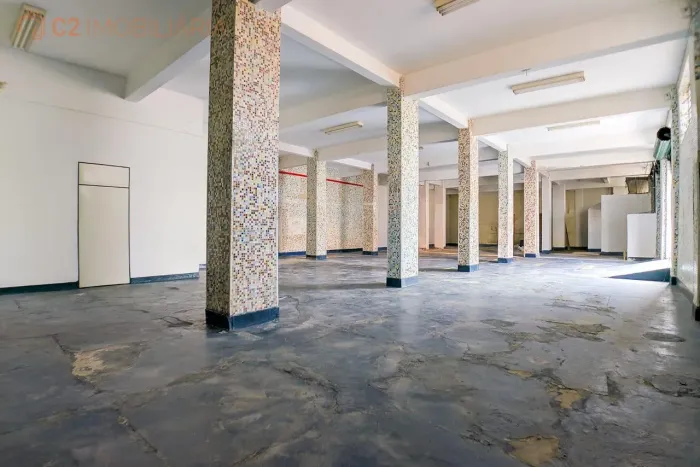 Galpão/Armazém - Comercial em Penha de França de 335m2 de área útil