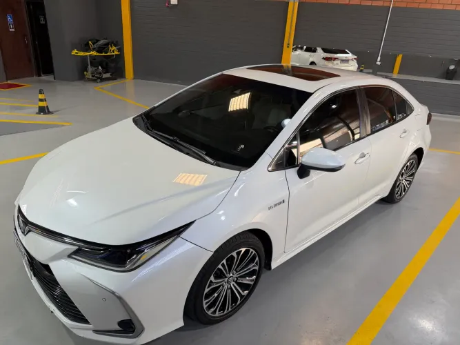 Toyota Corolla Altis Prem. Hybrid 1.8 Flex AUT 2021