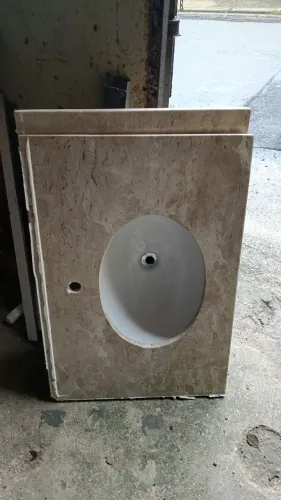 Pia de banheiro travertino 0,80 x 0,55