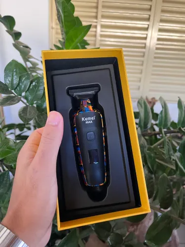 Máquina de Acabamento Kemei Max Recarregável USB