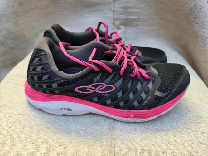 Tênis Olympikus Feminino - Cor Preto e Rosa - Tamanho: 36