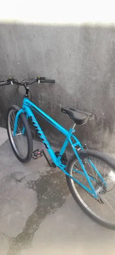 Bicicleta aro 26 semi nova menos de 2 meses de uso preço abaixo do mercado