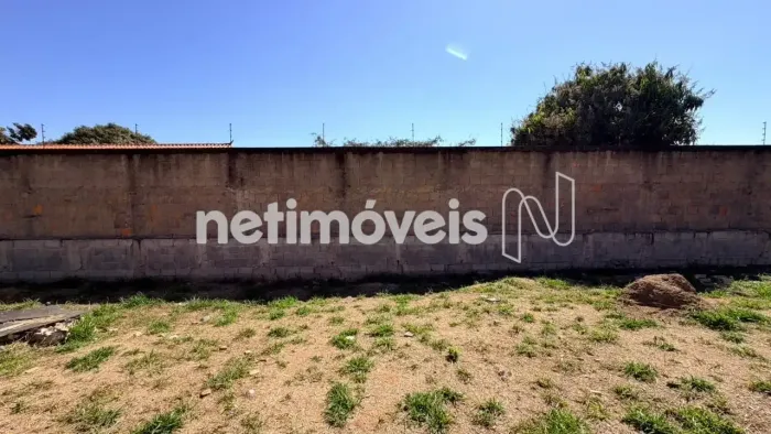 Vende lote de 800 m²; no Trevo em Belo Horizonte na Pampulha
