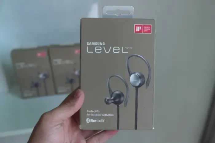 Fone de Ouvido Bluetooth Samsung Level Active Original - Leia Anuncio