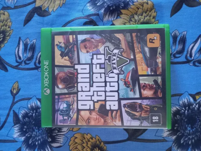 Caixa do jogo GTA 5
