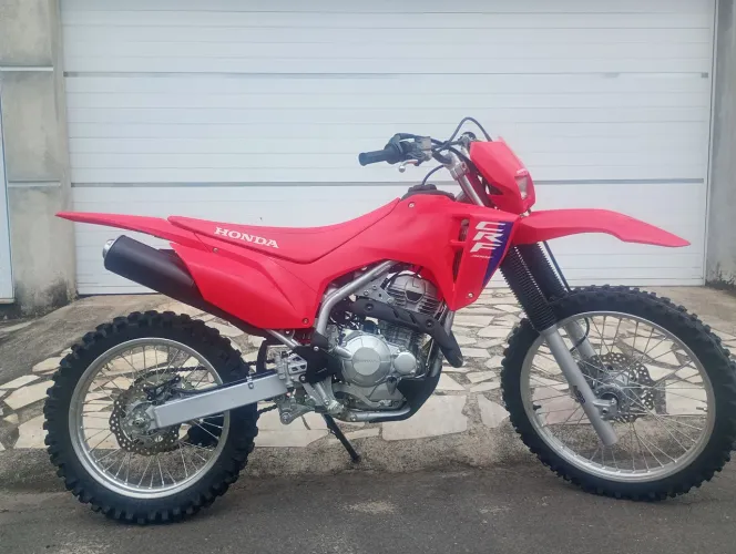 Honda CRF 300F 2026 - Único Dono - Apenas 5 Trilhas (Zera!)