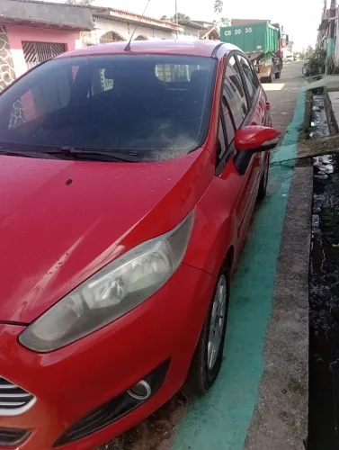 Ford Fiesta 1.6 16V Flex Aut. 5P 2016