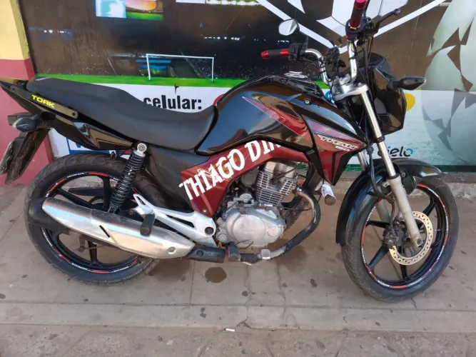 Moto Titan esse 150