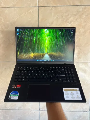 Notebook Asus Vivobook Ryzen 5