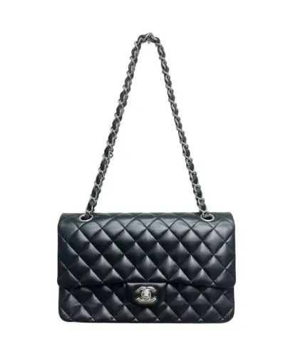 Bolsa matelassê preta ChanelFlap 