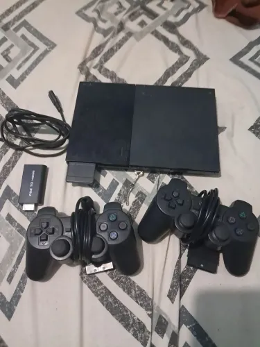 Vendo ps2 completo dois controles em ótimo estado