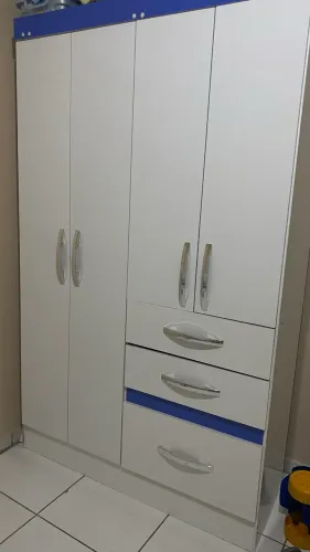 Guarda roupa infantil 