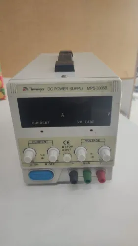 Fonte de AlimentFonte de alimentação Digital Regulada Minipa MPS-3005B (30V / 5A)