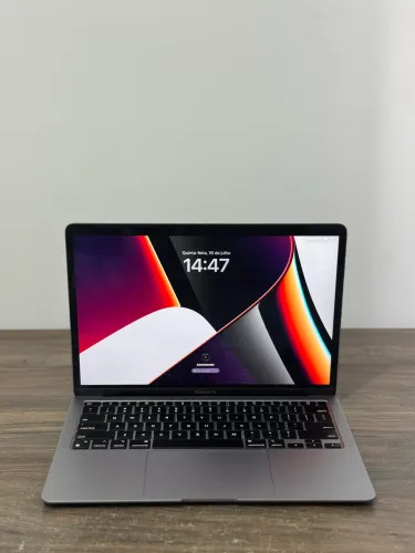 MacBook Air M1 (2020) - Excelente estado