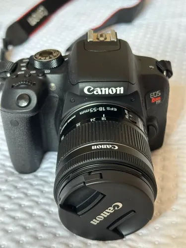 Câmera Canon EOS Rebel T7i - Kit Completo