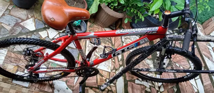 Bicicleta GTS aro 26 quadro de alumínio *96