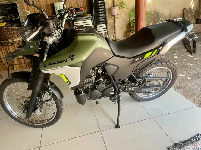 Yamaha XTZ 250 Connect 2025